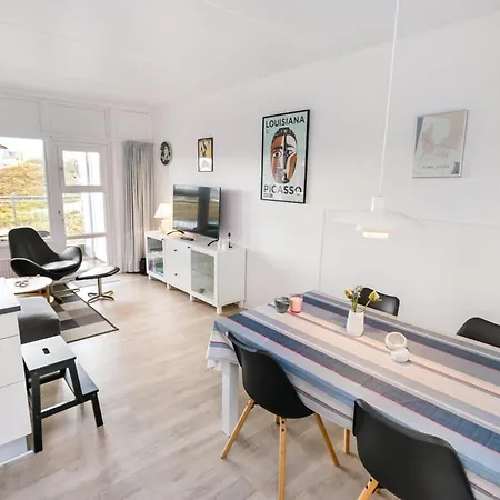 Paen Og Hyggelig Indrettet Sj3227